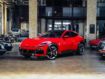 Nuova Ferrari Purosangue 725 CV (533 kW) 2026 Rosso SUV