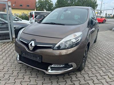Grau Gebraucht 2015 Renault Scénic III Bose Edition Van / Kleinbus | 6.900 € (Fairer Preis)