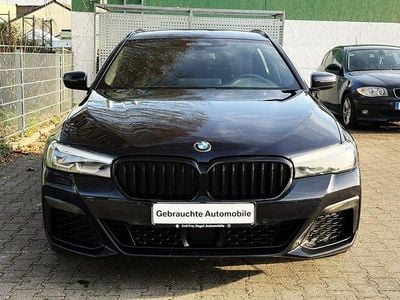 Schwarz Gebraucht 2022 BMW 520 M Sport Kombi | 25.990 € (Fairer Preis)