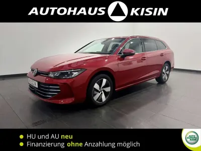 Gebraucht VW Passat Business 150 PS (110 kW) 2025 Chilirot metallic Kombi