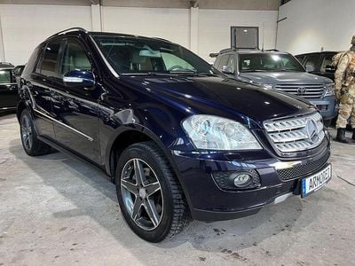 Blau Gebraucht 2010 Mercedes ML420 SUV | 69.000 €