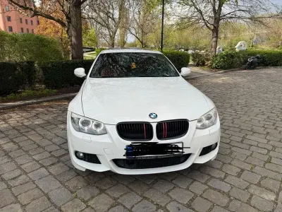 Second-hand BMW 330 Sport Line 245 CP (180 kW) 2010 Alb