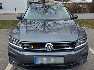 Second-hand VW Tiguan Sound 125 CP (91 kW) 2017 Gri SUV