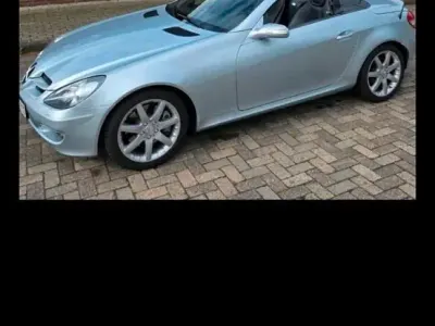 Second-hand Mercedes SLK200 170 CP (125 kW) 2008 Argintiu Cabrio