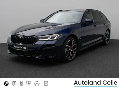 Gebraucht BMW 520 M Sport 190 PS (139 kW) 2023 Bmw individual tansanitblaschwarz Limousine