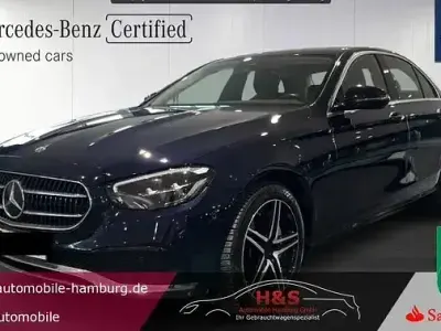 Second-hand Mercedes E300 Avantgarde 306 CP (225 kW) 2021 Albastru Berlinǎ