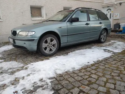 Second-hand BMW 320 Sport Line 150 CP (110 kW) 2003 Albastru Break