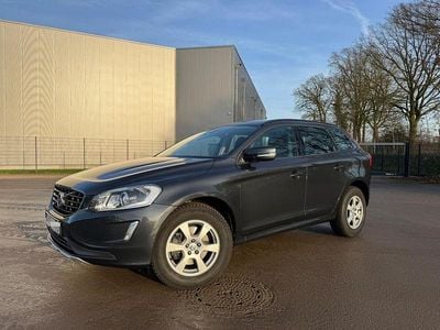 Grau Gebraucht 2016 Volvo XC60 Kinetic SUV | 15.999 € (Fairer Preis)