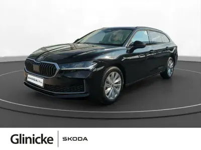 Gebraucht Skoda Superb Selection 150 PS (110 kW) 2024 Schwarz Kombi