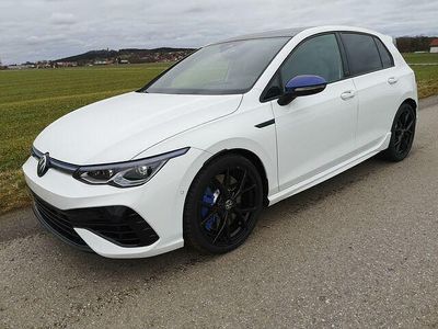 Usata VW Golf VIII R 400 CV (294 kW) 2023 Bianco Utilitaria