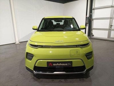 Second-hand Kia Soul EV Edition 7 100 kW (136 CP) 2022 Verde SUV