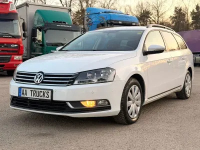 Gebraucht VW Passat 105 PS (77 kW) 2011 Weiß Limousine