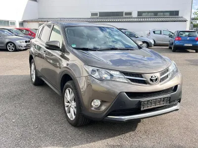 Gebraucht Toyota RAV4 Edition 151 PS (111 kW) 2014 Grau SUV