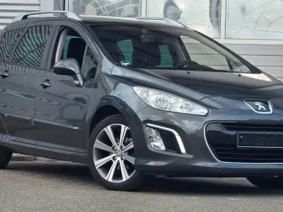 Gebraucht Peugeot 308 SW Active 111 PS (81 kW) 2011 Grau Kombi