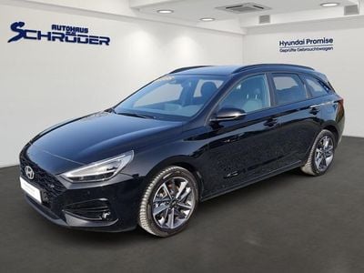 Gebraucht Hyundai i30 Advantage 99 PS (72 kW) 2025 Abyss black / mic Kombi