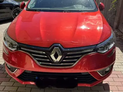 Gebraucht Renault Mégane IV Bose Edition 140 PS (102 kW) 2019 Kleinwagen
