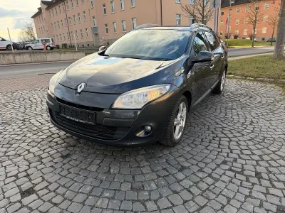 Używany Renault Mégane GrandTour 131 KM (96 kW) 2009 Brązowy Kombi