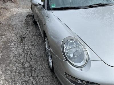 Porsche 911 Carrera
