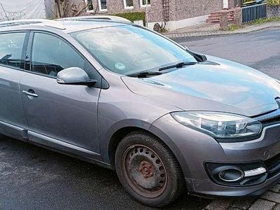 Gebraucht Renault Mégane III Bose Edition 110 PS (80 kW) 2014 Grau Limousine