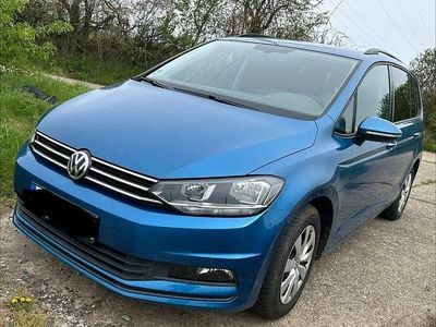 Gebraucht VW Touran Comfortline 150 PS (110 kW) 2018 Blau Van / Kleinbus
