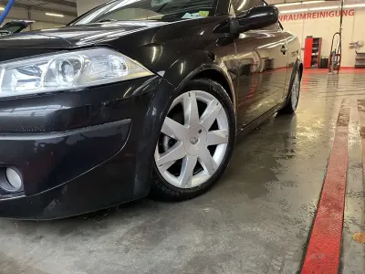 Gebraucht Renault Mégane Cabriolet Dynamique 135 PS (99 kW) 2007 Schwarz Cabrio