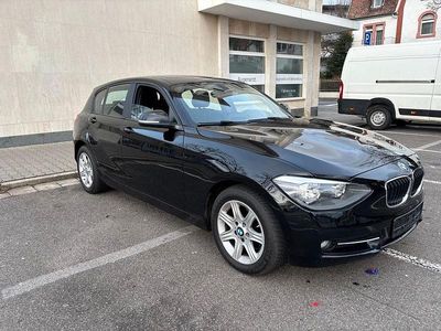 Gebraucht BMW 116 Sport Line 136 PS (100 kW) 2015 Schwarz Kleinwagen