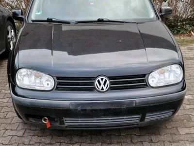 VW Golf IV