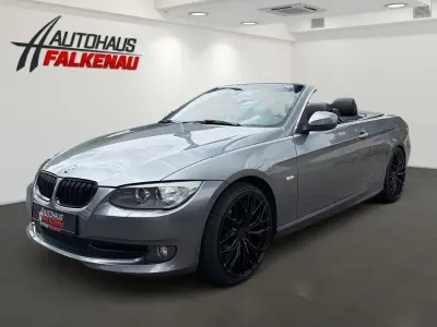 Gebraucht BMW 320 Cabriolet Performance 184 PS (135 kW) 2011 Grau Cabrio