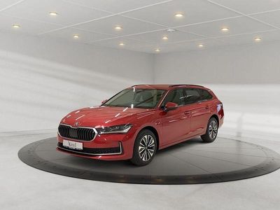 Rot Neu 2025 Skoda Superb Selection Kombi | 64.790 €