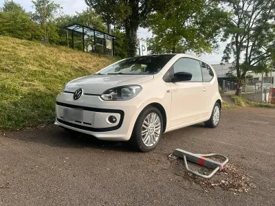 Gebraucht VW up! 60 PS (44 kW) 2014 Weiß Kleinwagen
