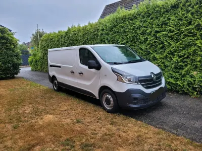 Gebraucht Renault Traffic 120 PS (88 kW) 2021 Weiß Van / Kleinbus