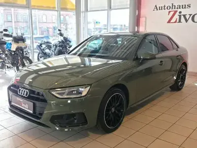 Second-hand Audi A4 Advanced 136 CP (100 kW) 2023 Verde Berlinǎ