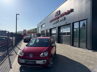 Usata VW cross up! 75 CV (55 kW) 2013 Rosso Utilitaria