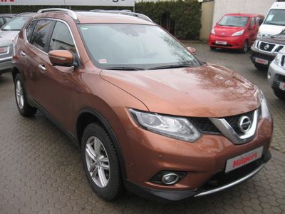 Gebraucht Nissan X-Trail Tekna 131 PS (96 kW) 2014 Orange metallic SUV