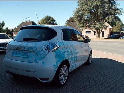 Weiß Gebraucht 2019 Renault Zoe LIMITED Kleinwagen | 9.999 € (Etwas zu teuer)