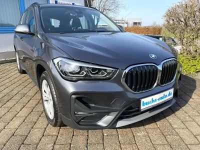 Usado BMW X1 Advantage 220 CV (161 kW) 2022 Gris SUV