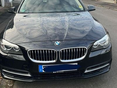 Gebraucht BMW 520 184 PS (135 kW) 2016 Grau Kombi
