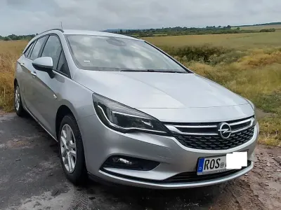 Gebraucht Opel Astra Business 110 PS (80 kW) 2017 Silber Kombi