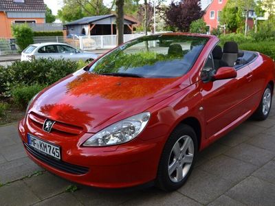 gebraucht Peugeot 307 CC cabrio