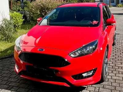 Gebraucht Ford Focus ST-Line 150 PS (110 kW) 2017 Rot Kombi