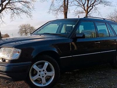 Blau Gebraucht 1994 Mercedes E280 Sportline Kombi | 6.999 €