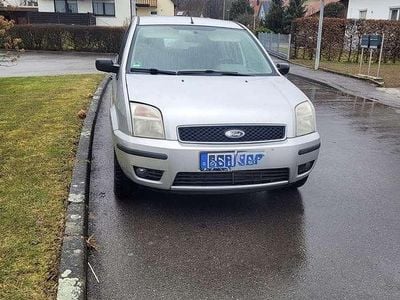 Gebraucht Ford Fusion 80 PS (58 kW) 2004 Silber Kleinwagen