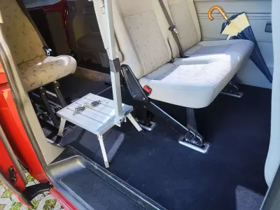 Gebraucht VW Caravelle 132 PS (97 kW) 2005 Rot Van