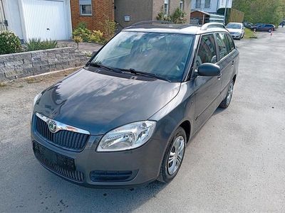 Gebraucht Skoda Fabia 69 PS (50 kW) 2009 Grau Kombi
