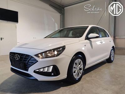 Atlasweiß Gebraucht 2023 Hyundai i30 Edition Limousine | 18.569 € (Fairer Preis)
