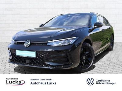 Gebraucht VW Passat R-line 150 PS (110 kW) 2024 Schwarz (grenadillschwarz metallic) Kombi