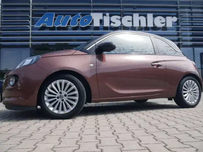 Gebraucht Opel Adam Glam 101 PS (74 kW) 2016 Robin red/ u:cupcake brown Kleinwagen