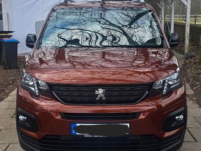 Gebraucht Peugeot Rifter Allure GT-Line 131 PS (96 kW) 2019 Braun Van / Kleinbus
