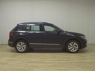 Usata VW Tiguan Life 200 CV (147 kW) 2022 Nero SUV