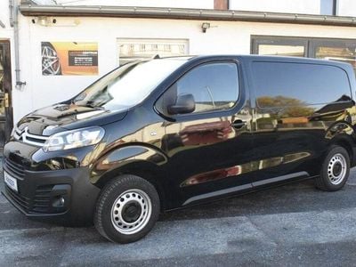 Schwarz Gebraucht 2023 Citroën Jumpy Van / Kleinbus | 23.390 € (Guter Preis)